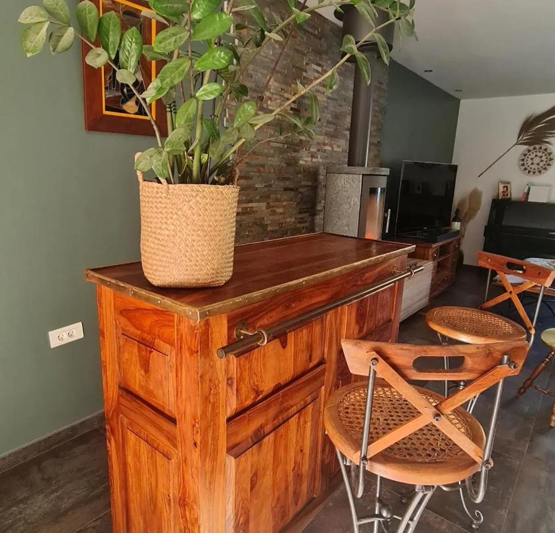 Les Lauriers Fleuris Bed & Breakfast Meounes-les-Montrieux France